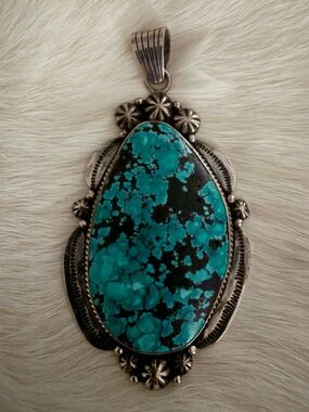 Massive Turquoise & Sterling Navajo Dinè Heavy Pendant 56 grams Stunning